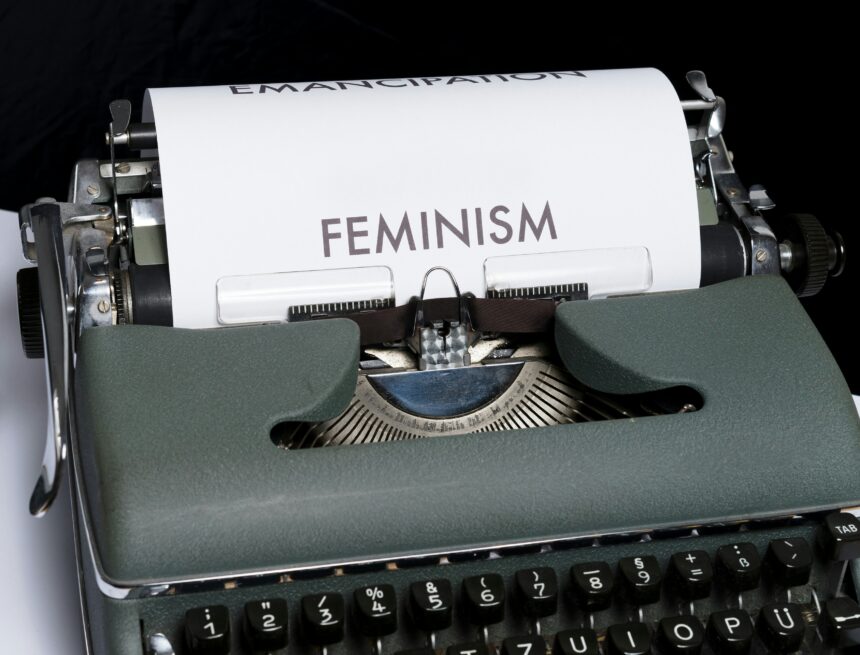 Performing Gender and Defying Norms: Postmodern Feminism in Baz Luhrmann’s Red Curtain Trilogy